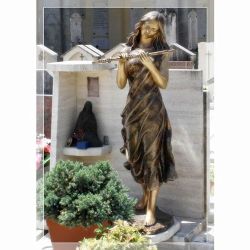 Arte Funeraria Lapidi e Statue in Pietra e Marmo Arte Funeraria Lapidi e Statue in Pietra e Marmo
