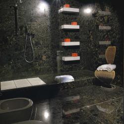 Bagno in pietra marmo e granito su misura