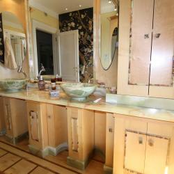 Bellissimo Doppio Lavabo con Vasche in Marmo e Pietra